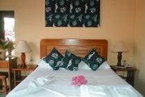 Toucan Inn Tobago Buitenkant foto